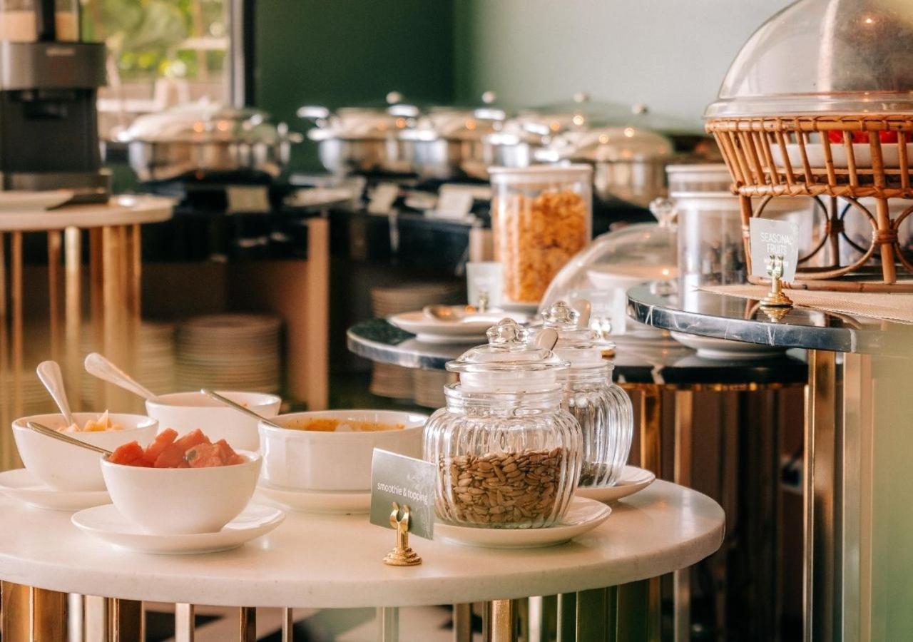 Hilltop Wellness Resort Kathu Esterno foto