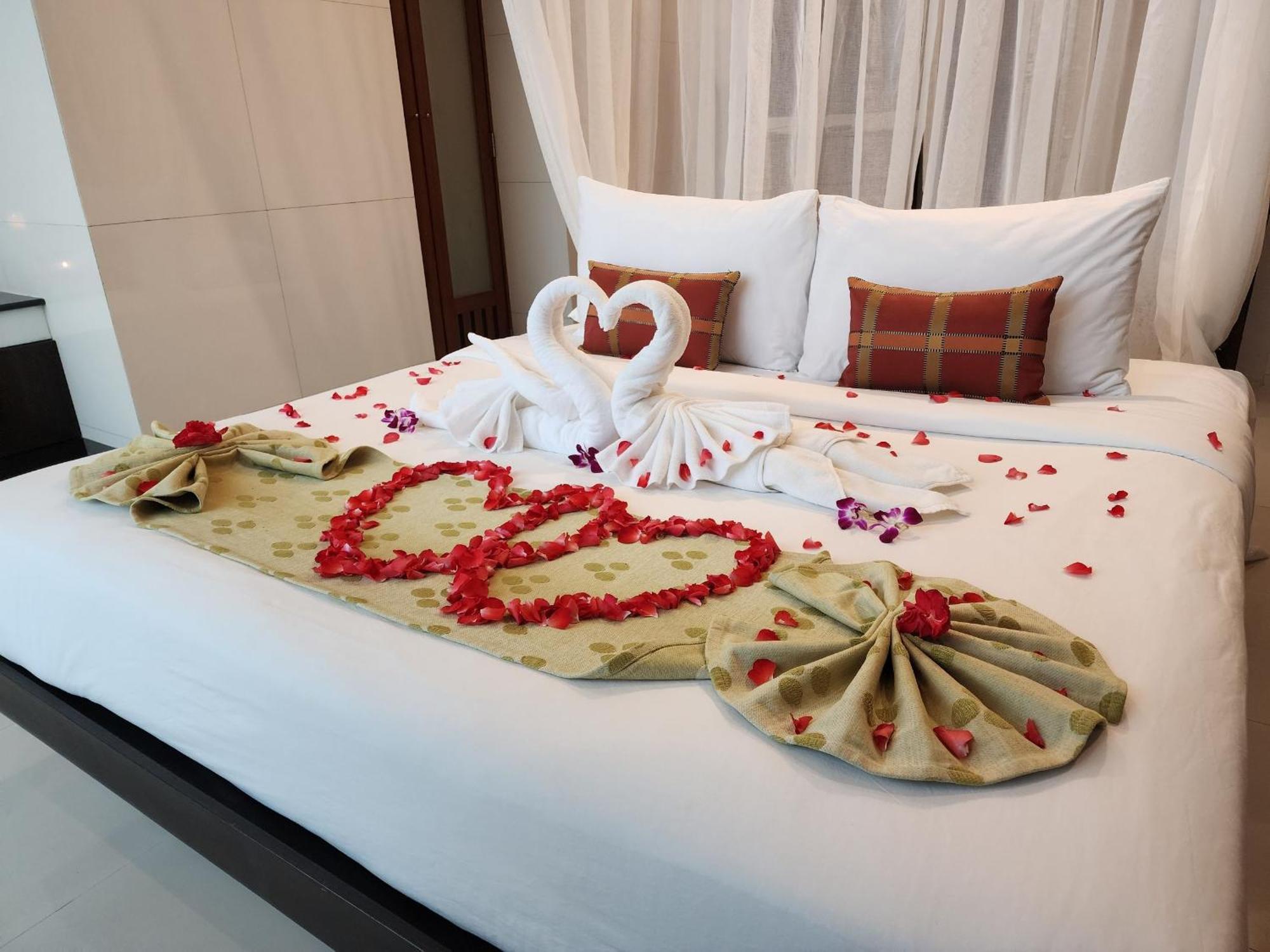 Hilltop Wellness Resort Kathu Esterno foto